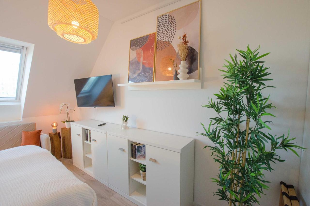 Casarina - Gemuetliches Apartment Im Zentrum Augsburg Buitenkant foto